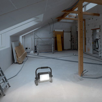 Reflektor LED ANSMANN FL30W czarny