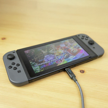 Kabel USB-C/USB-C ANSMANN 140W 1.2m czarny LED